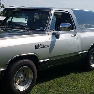 Meet your Posher, Todd